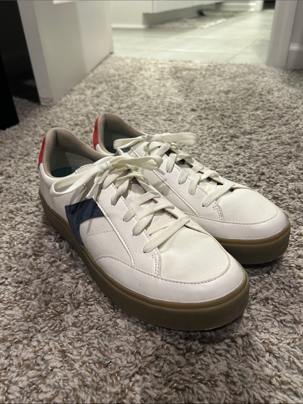 Women’s Casual White Leather Sneakers with Gum Sole and Navy Accent